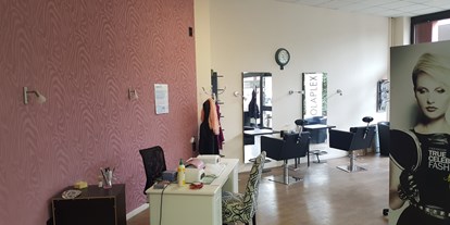 Mainz Suche - Zu finden unter: Friseur / Brautfrisuren / Hairstyling - Rheinland-Pfalz - Haargalerie Gonsenheim