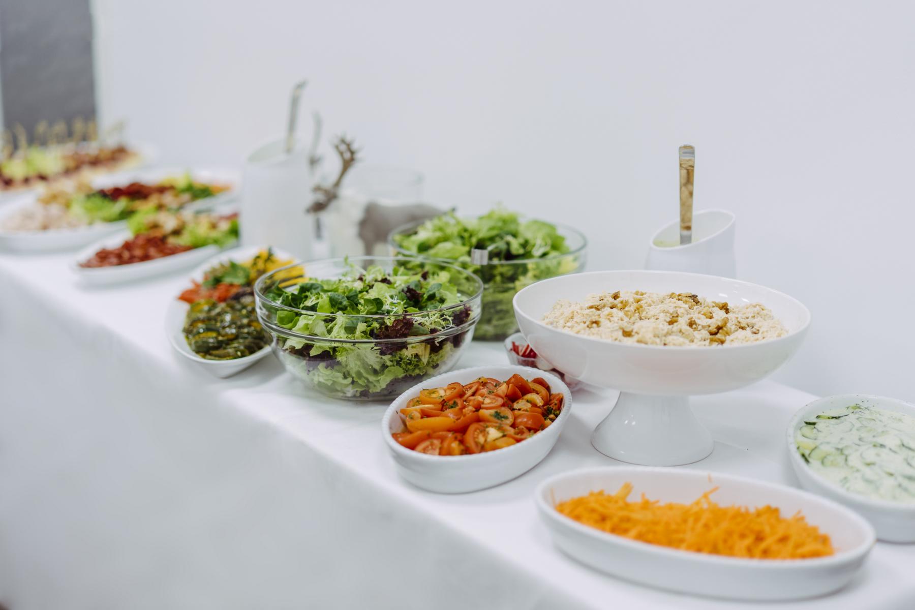 Einkaufen Mainz: Salatbuffet - Haas Catering
