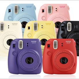 Einkaufen Mainz: Fuji Instax Mini Kameras, Filme und Zubehör finden Sie bei uns - Foto Kukuk